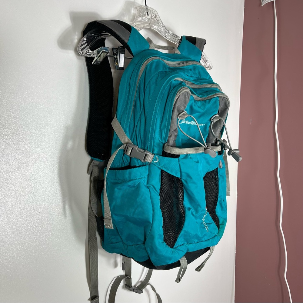 Eddie Bauer Blue Highpoint 30L Backpack - Picture 3 of 14
